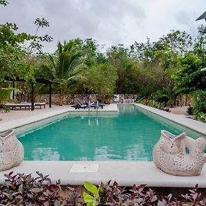 Hotel Barro Negro